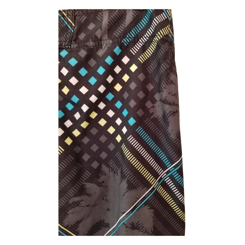 Quiksilver Multicolor Plaid Swim Shorts Men's Size 31 Inseam 10 in